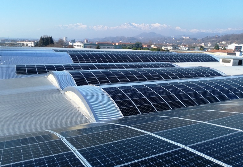 Aleo Solar fornisce più di 4.000 moduli FV per impianto commerciale da ...